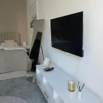 Luxurioeses Mit Privatem Zugang Zum Apartmán Postupim
