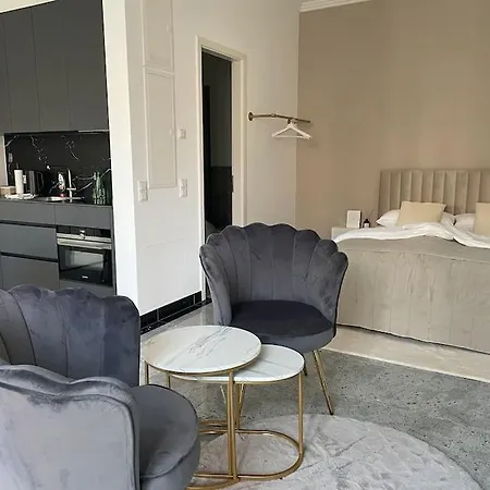 Luxurioeses Mit Privatem Zugang Zum *