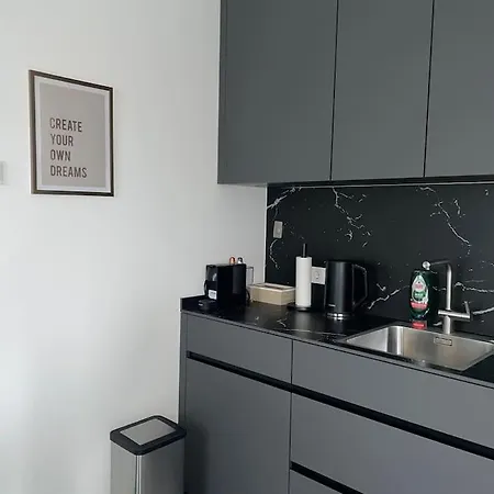 Luxurioeses Mit Privatem Zugang Zum * 포츠담