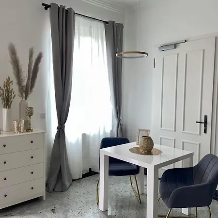 Luxurioeses Mit Privatem Zugang Zum * 포츠담