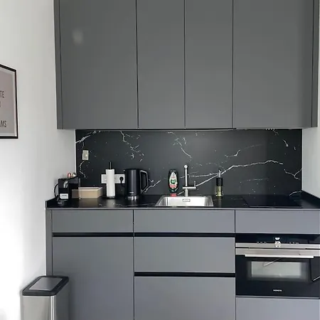 Luxurioeses Mit Privatem Zugang Zum 포츠담