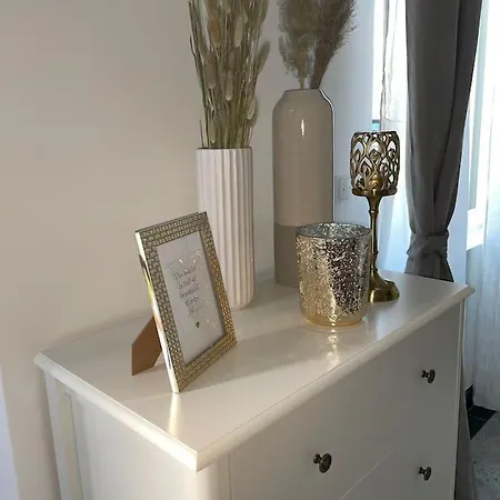 아파트 Luxurioeses Mit Privatem Zugang Zum 포츠담